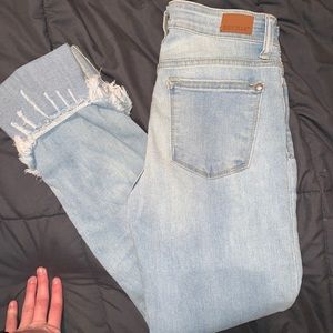 Judy Blue cropped relaxed fit jeans. Worn once